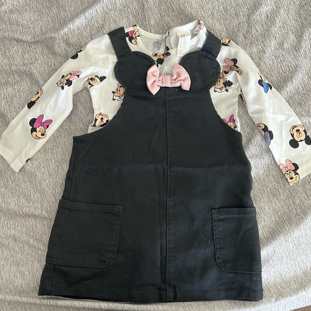 H&M kids 2 piece Disney outfit